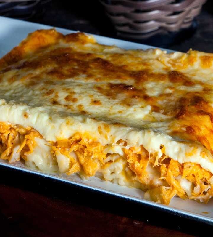 como fazer lasanha de frango com molho de tomate