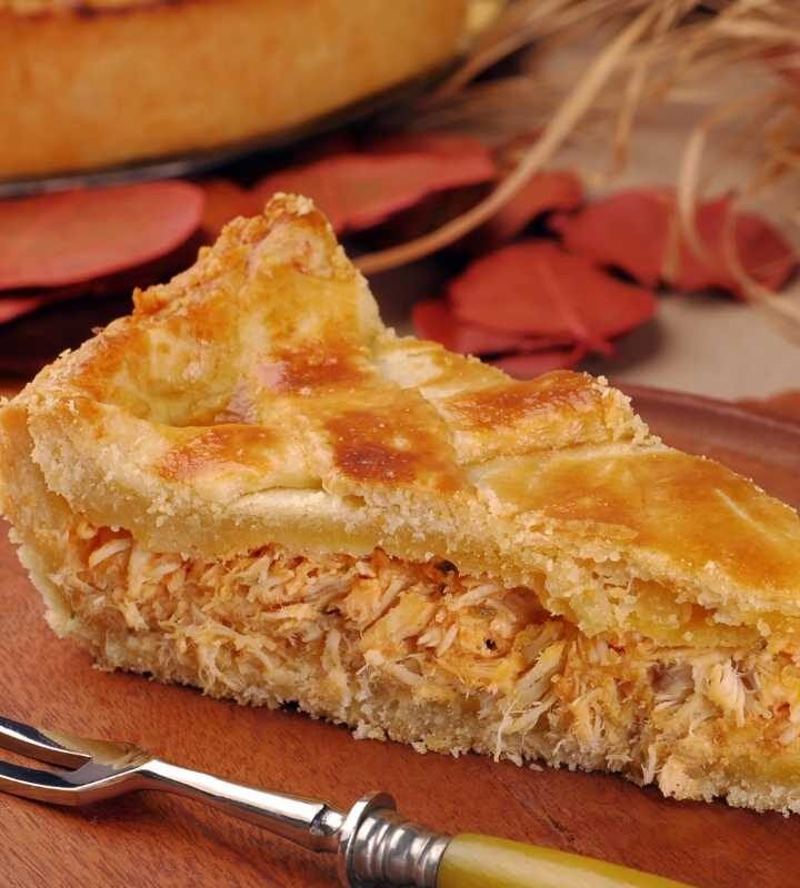 Empadão de Frango Cremoso com Requeijão