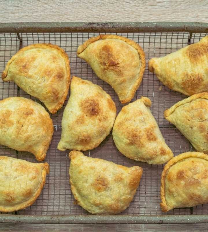 Pastel Assado com Massa Leve