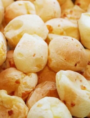 O Pão de Queijo Mais Fácil e Gostoso que Você Já Fez na Vida